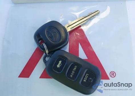 2002 Toyota Camry Xle V6 from USA, damaged, VIN 4T1BF30K62U525405